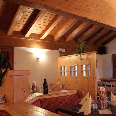 Albergo Bucaneve Камподольчіно Екстер'єр фото