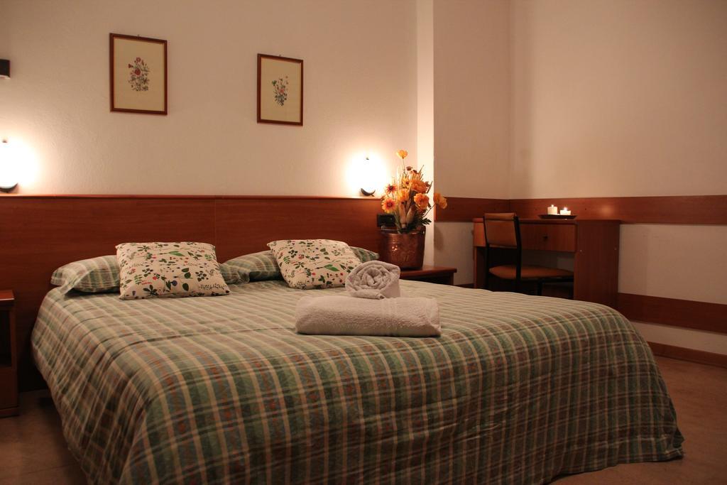 Albergo Bucaneve Камподольчіно Екстер'єр фото