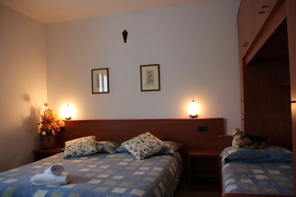 Albergo Bucaneve Камподольчіно Екстер'єр фото